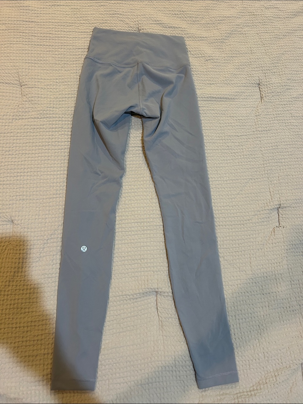 Lululemon leggings. Size 4. - Picture 3 of 4